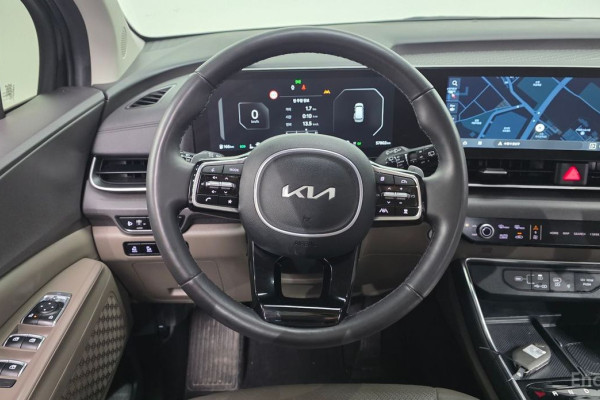 2024 Kia Carnival с пробегом 57 802 км