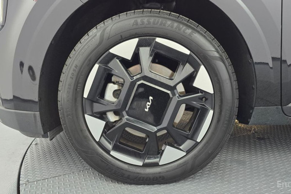 2024 Kia Carnival с пробегом 28 888 км