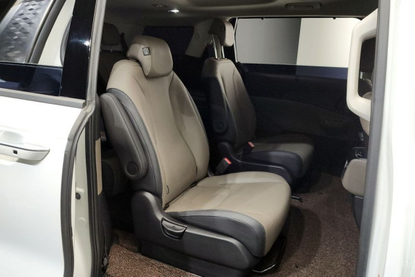 2024 Kia Carnival с пробегом 28 516 км