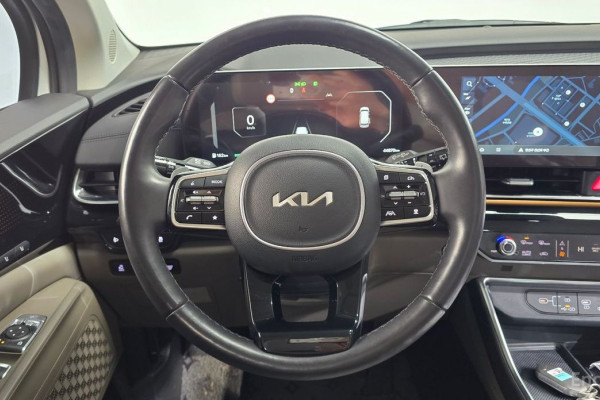 2024 Kia Carnival с пробегом 44 870 км