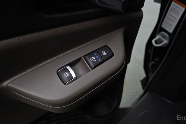 2024 Kia Carnival с пробегом 57 802 км