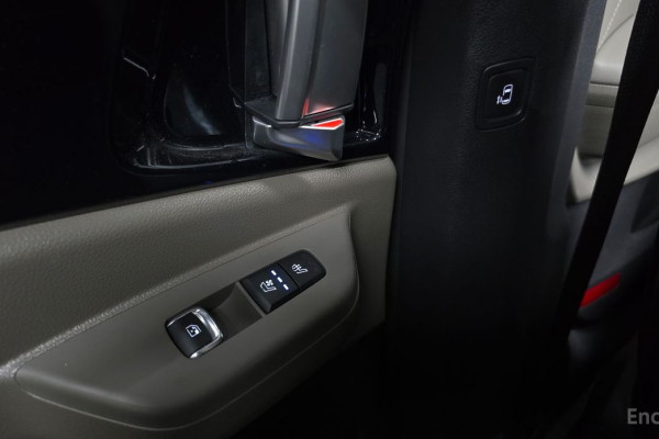 2024 Kia Carnival с пробегом 34 864 км