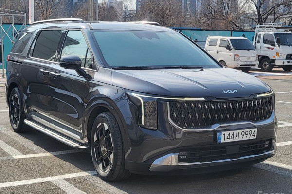 2024 Kia Carnival с пробегом 18 279 км