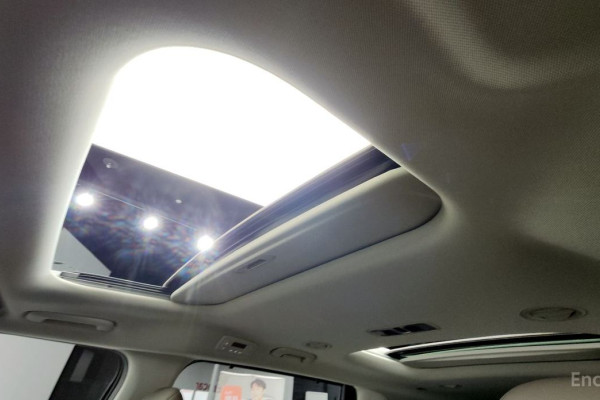 2024 Kia Carnival с пробегом 28 516 км