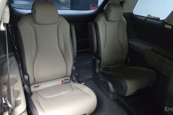 2024 Kia Carnival с пробегом 28 888 км