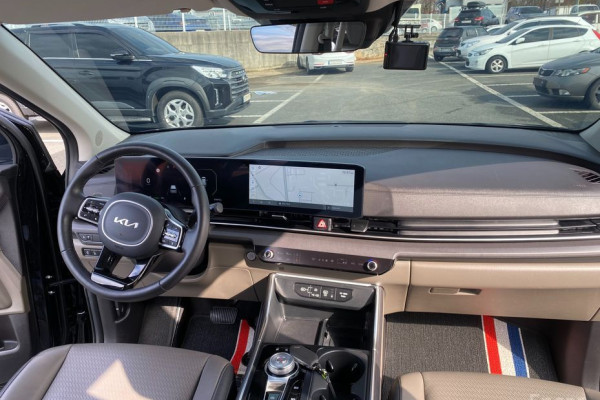 2024 Kia Carnival с пробегом 31 443 км