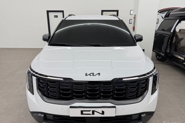 2026 Kia Carnival с пробегом 26 км