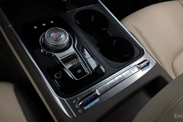 2023 Kia Carnival с пробегом 67 881 км