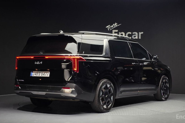 2024 Kia Carnival с пробегом 22 235 км