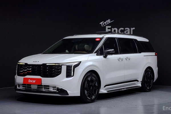 2024 Kia Carnival с пробегом 35 794 км