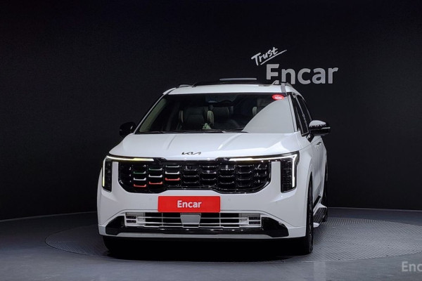 2024 Kia Carnival с пробегом 35 794 км