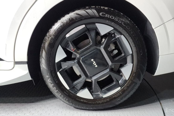 2024 Kia Carnival с пробегом 35 794 км