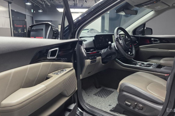 2024 Kia Carnival с пробегом 22 235 км