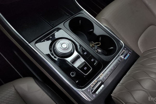 2024 Kia Carnival с пробегом 35 794 км