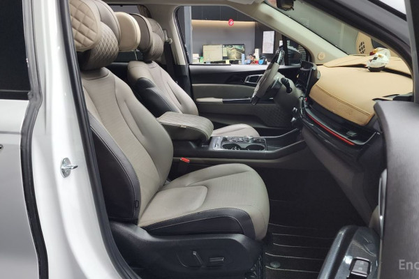 2024 Kia Carnival с пробегом 35 794 км