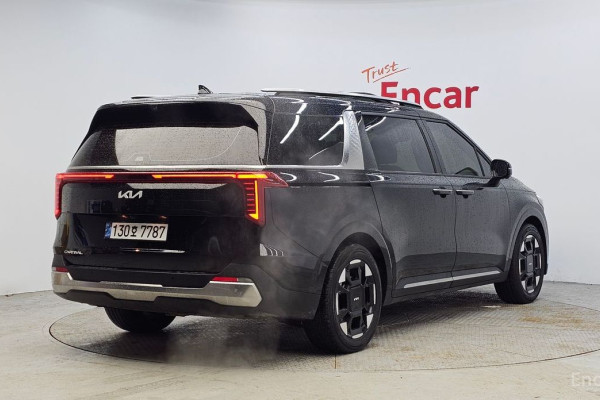 2024 Kia Carnival с пробегом 52 991 км