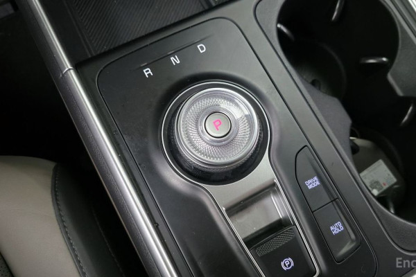 2024 Kia Carnival с пробегом 49 066 км