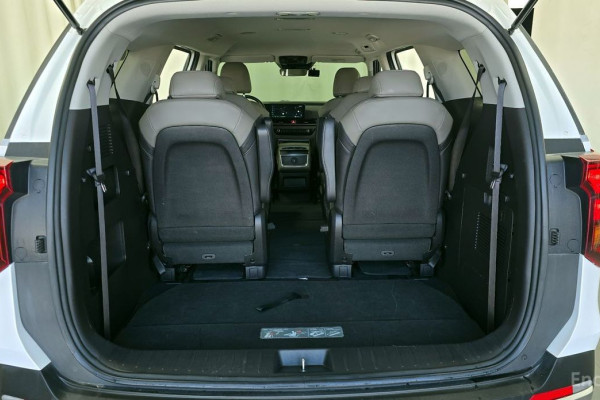 2024 Kia Carnival с пробегом 49 066 км