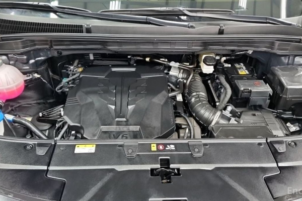 2024 Kia Carnival с пробегом 3 321 км