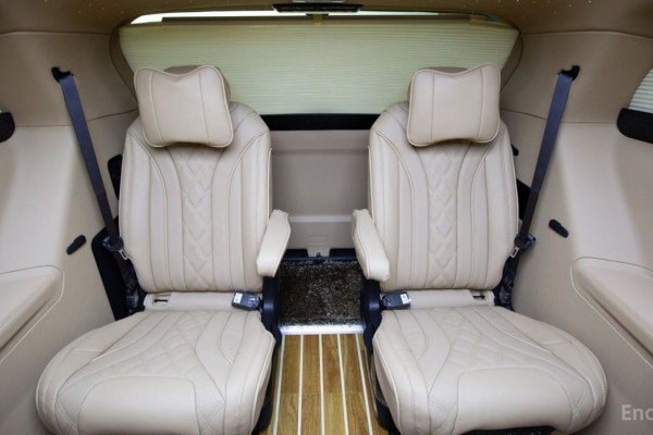 2026 Kia Carnival с пробегом 14 км