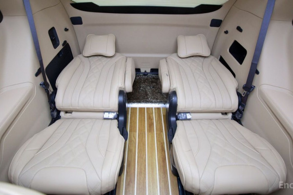 2026 Kia Carnival с пробегом 14 км