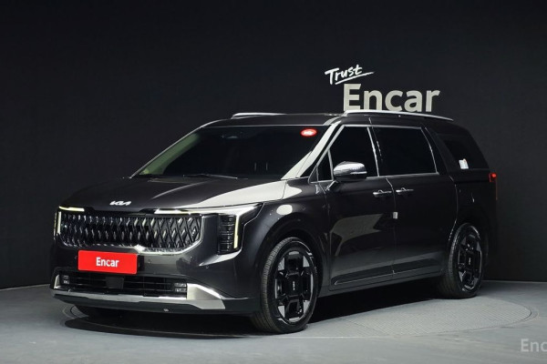 2024 Kia Carnival с пробегом 28 324 км