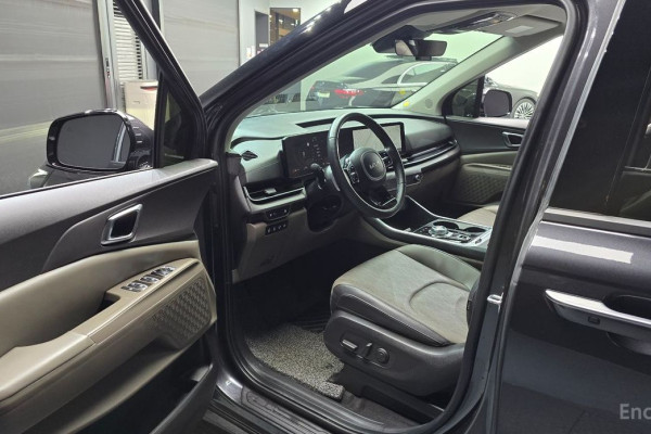 2024 Kia Carnival с пробегом 28 324 км