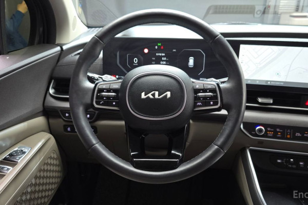 2024 Kia Carnival с пробегом 28 324 км