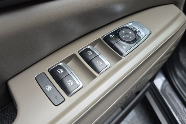 2024 Kia Carnival с пробегом 28 324 км