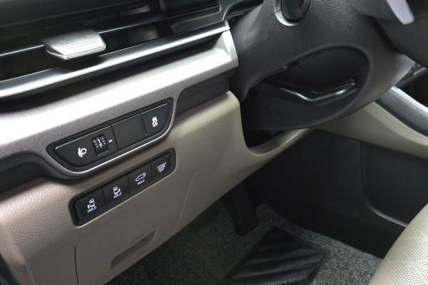 2024 Kia Carnival с пробегом 28 324 км