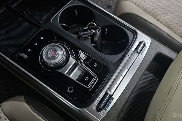 2024 Kia Carnival с пробегом 32 869 км