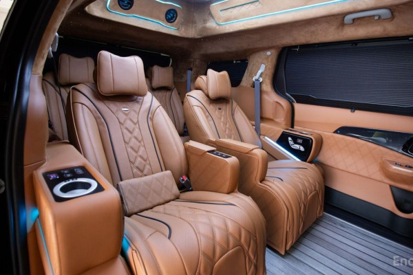 2025 Kia Carnival с пробегом 13 км