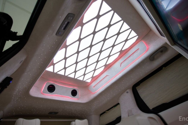 2025 Kia Carnival с пробегом 7 км