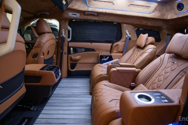 2025 Kia Carnival с пробегом 13 км