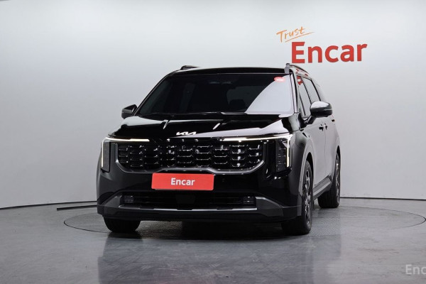 2024 Kia Carnival с пробегом 23 788 км