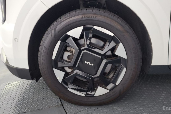 2024 Kia Carnival с пробегом 11 667 км