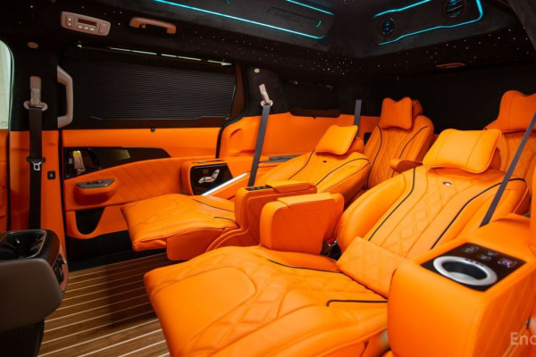 2025 Kia Carnival с пробегом 28 км