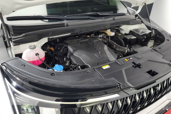 2024 Kia Carnival с пробегом 11 667 км