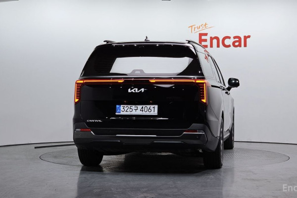 2024 Kia Carnival с пробегом 23 788 км