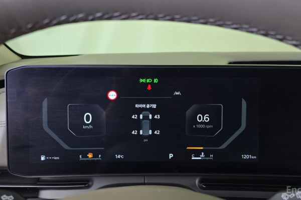 2026 Kia Carnival с пробегом 1 201 км