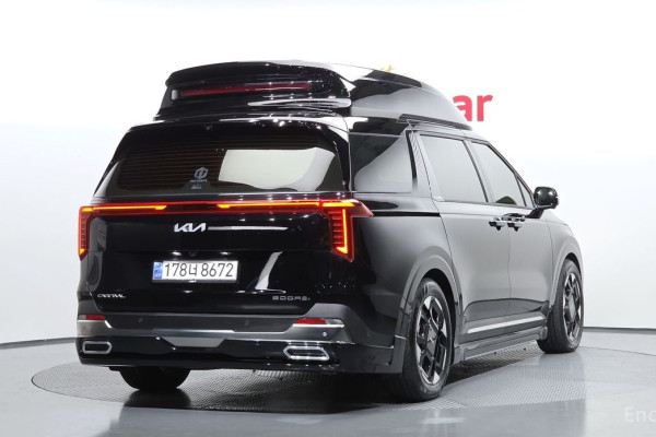 2024 Kia Carnival с пробегом 5 589 км