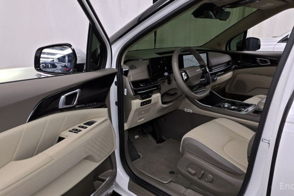 2026 Kia Carnival с пробегом 1 201 км