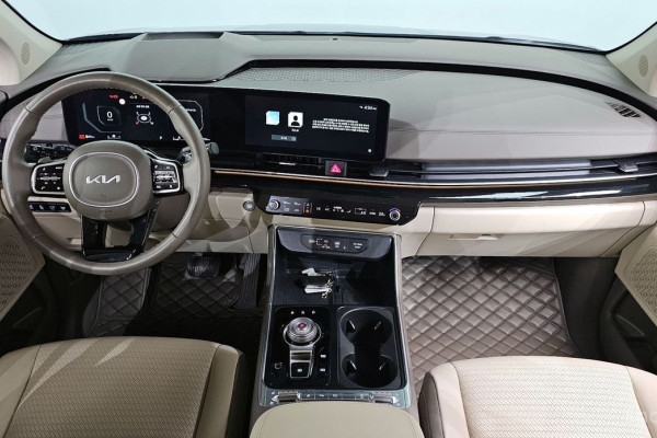 2024 Kia Carnival с пробегом 23 788 км