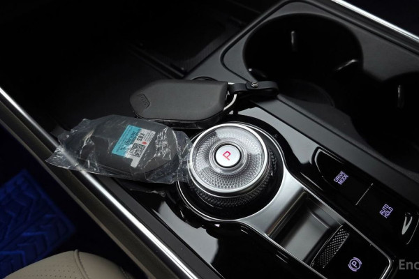 2024 Kia Carnival с пробегом 5 589 км