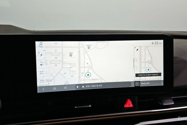 2024 Kia Carnival с пробегом 23 788 км