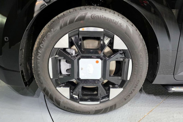 2026 Kia Carnival с пробегом 23 км