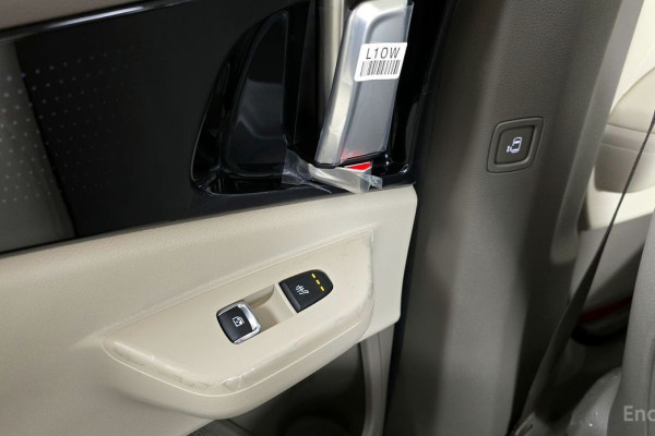 2026 Kia Carnival с пробегом 1 201 км