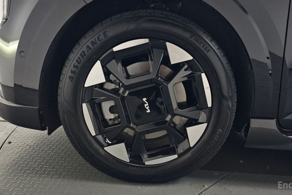 2024 Kia Carnival с пробегом 11 304 км