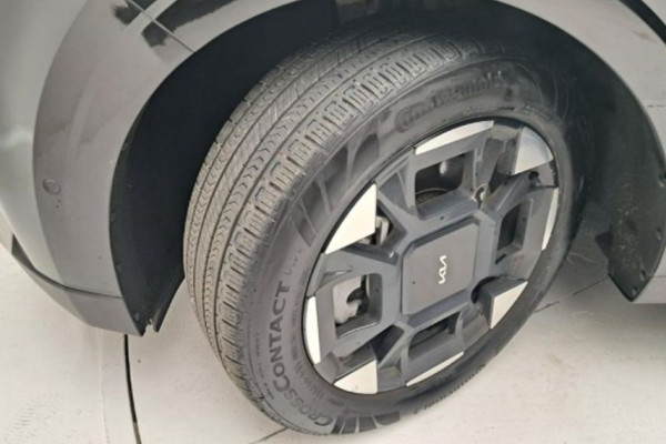 2025 Kia Carnival с пробегом 19 400 км