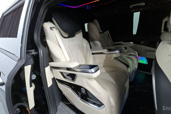 2024 Kia Carnival с пробегом 5 589 км